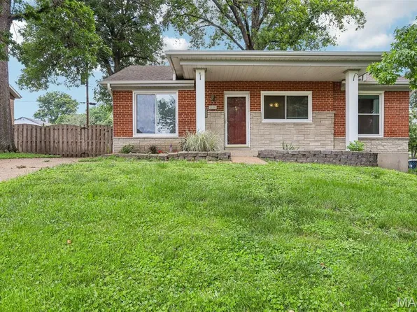8511 Talma Ct, Saint Louis, MO 63123