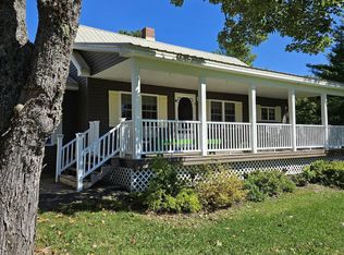 966 Elm St, Newport, ME 04953