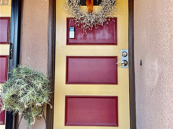 2nd image of 25761 Le Parc Unit 58