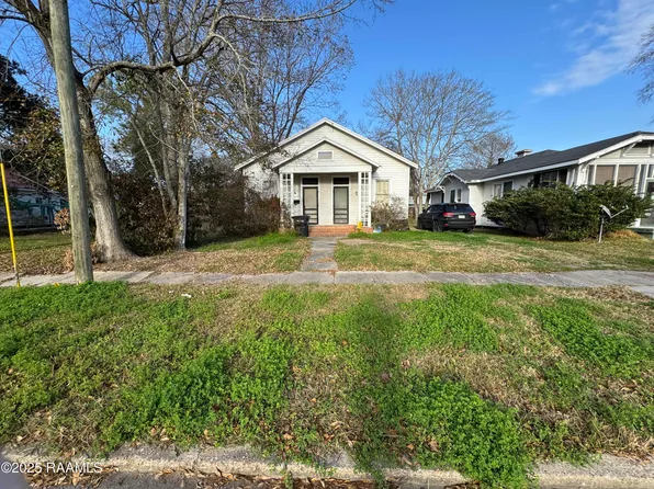 714 W Saint Peter St, New Iberia, LA 70560