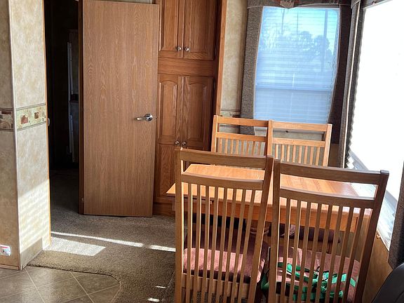 3rd image of 1123 Ella Ave #1