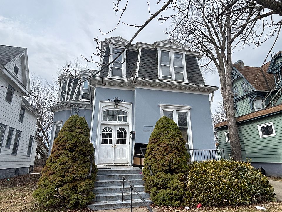 1st image of 123 Murray St