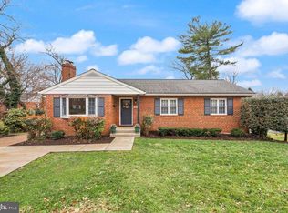 6235 Kilmer Ct, Falls Church, VA 22044