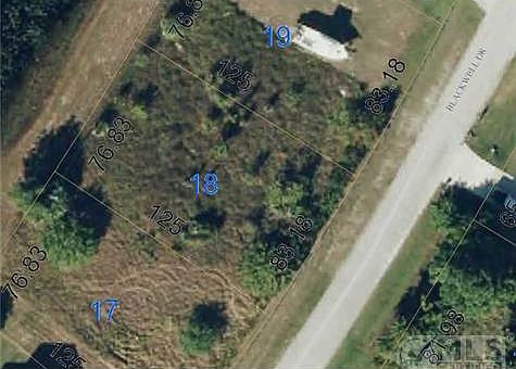 2nd image of 2068 SE North Blackwell Dr