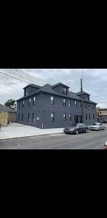 1st image of 242 Hooker Pl #244