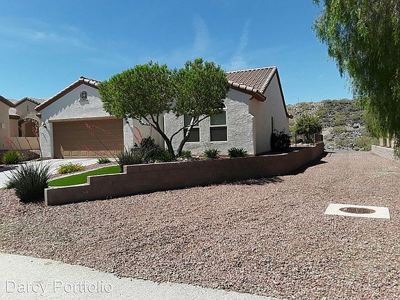 2nd image of 2071 Echo Park Pl