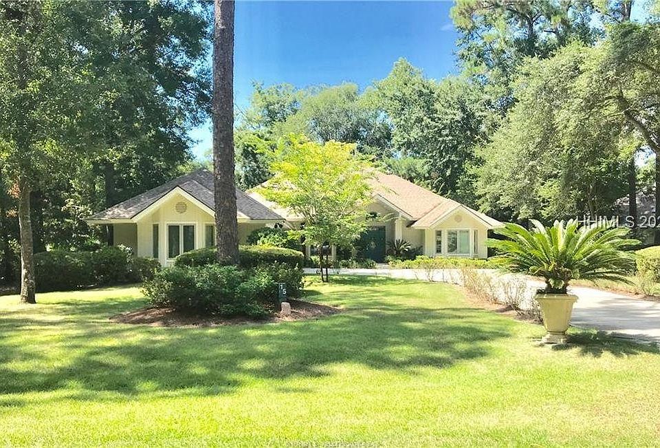 1st image of 15 Sussex Ln