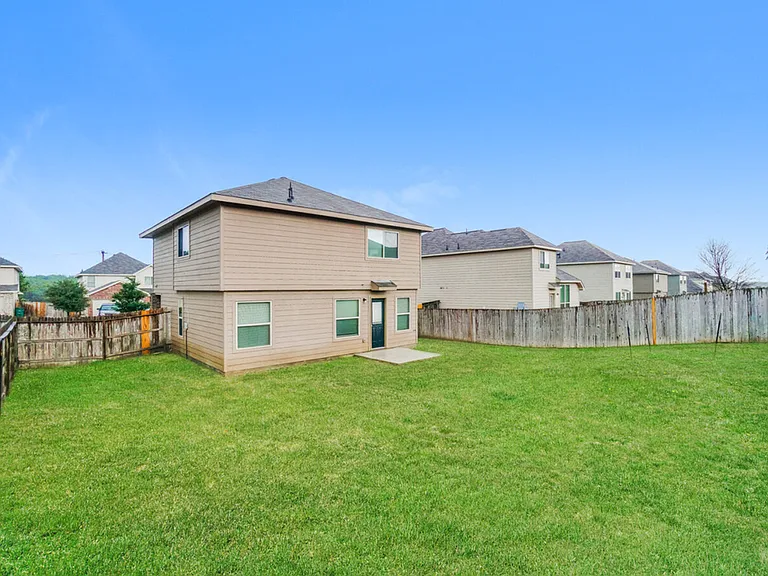 4907 War Horse Dr — Photo 5
