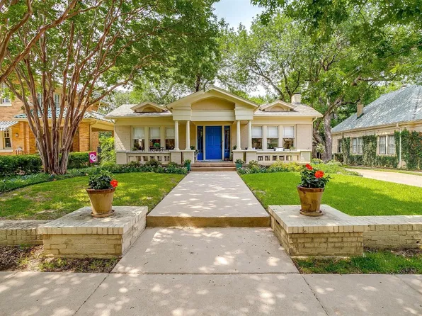 2004 Pembroke Dr, Fort Worth, TX 76110