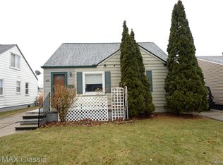 872 E Rowland Ave, Madison Heights, MI 48071