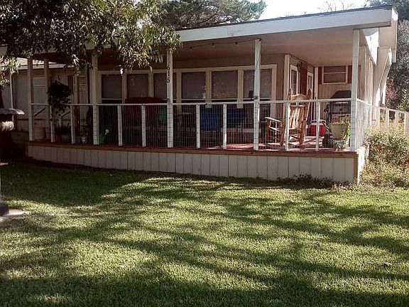 3rd image of 615 Lakewood Dr