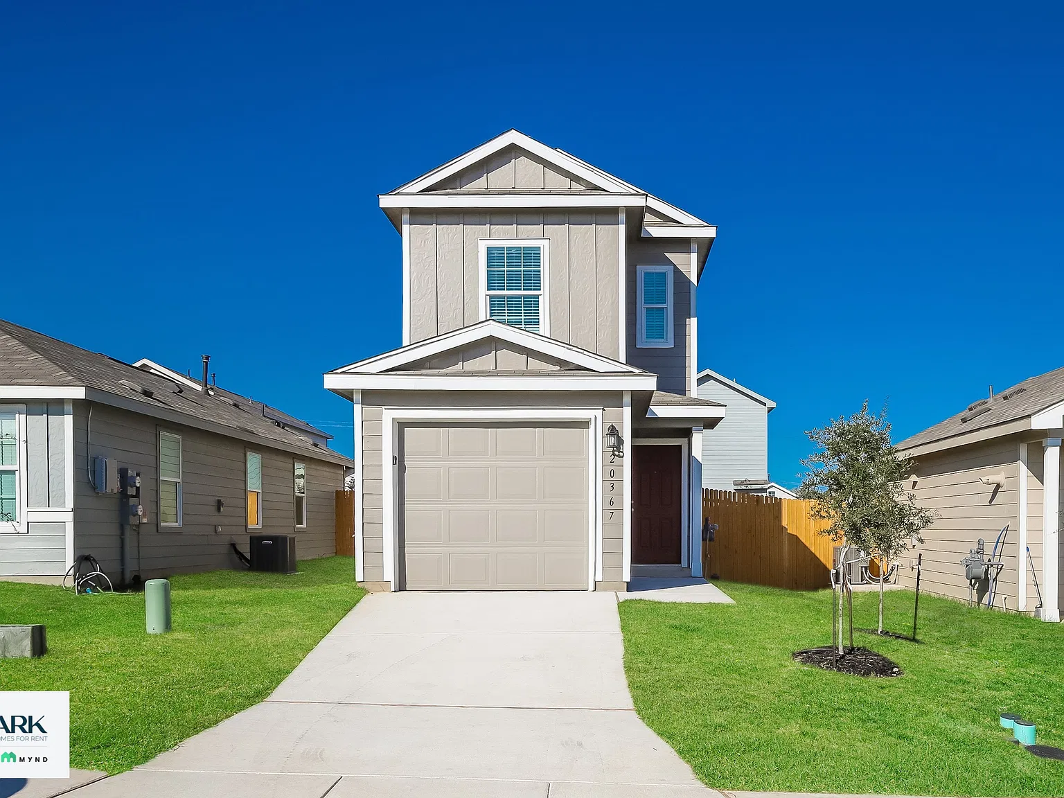 3 bed, 2.0 bath, 1360 sqft, $1,299 — Photo 1