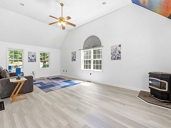 2nd image of 66 Stowell Road