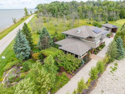 1156 S Bayshore Rd, Brussels, WI, 54204