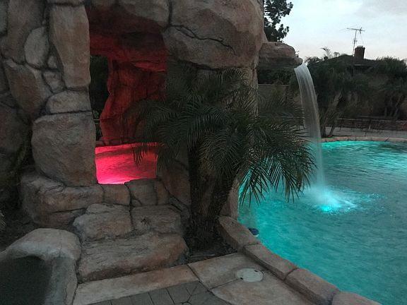 5th image of 15640 Olive Branch Dr