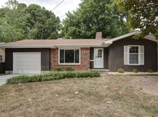 2717 E Cozy St, Springfield, MO 65804