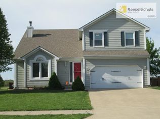 1608 SE 11th St, Lees Summit, MO 64081