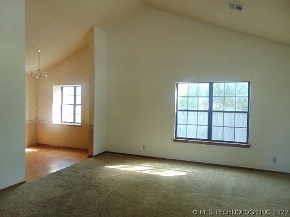 3rd image of 8914 N 121st East Ave