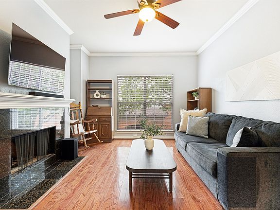 2nd image of 2524 Preston Rd APT 203