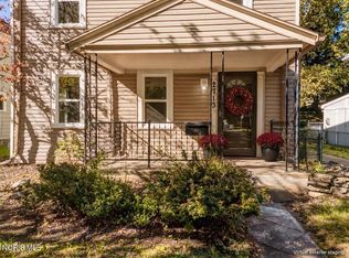 2713 Goddard Rd, Toledo, OH 43606