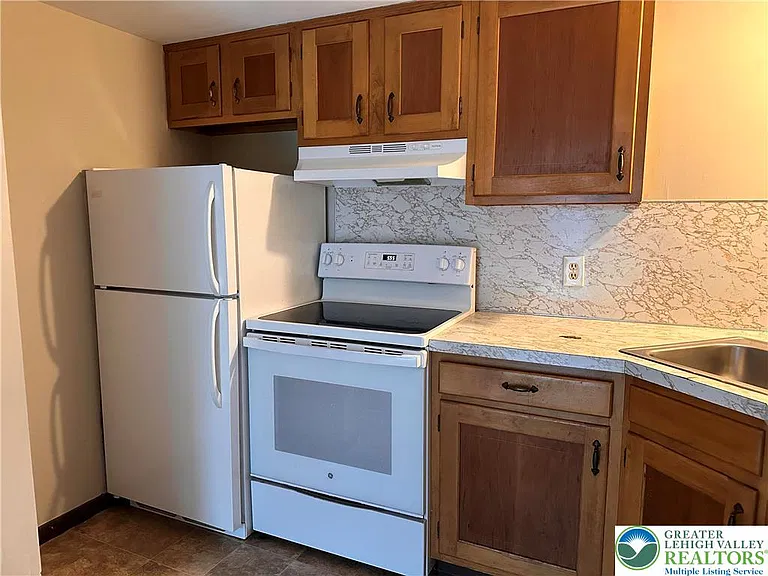 3028 S Pike Ave #6 — Photo 9