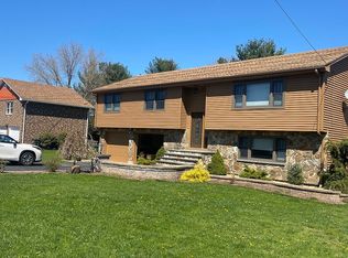 200 Hayes Rd, Rocky Hill, CT 06067