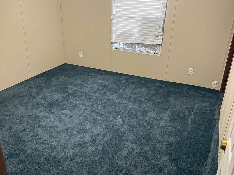 533 Houston St E — Photo 15