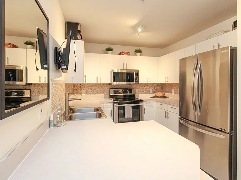 519 Roma Ct #3208 — Photo 19
