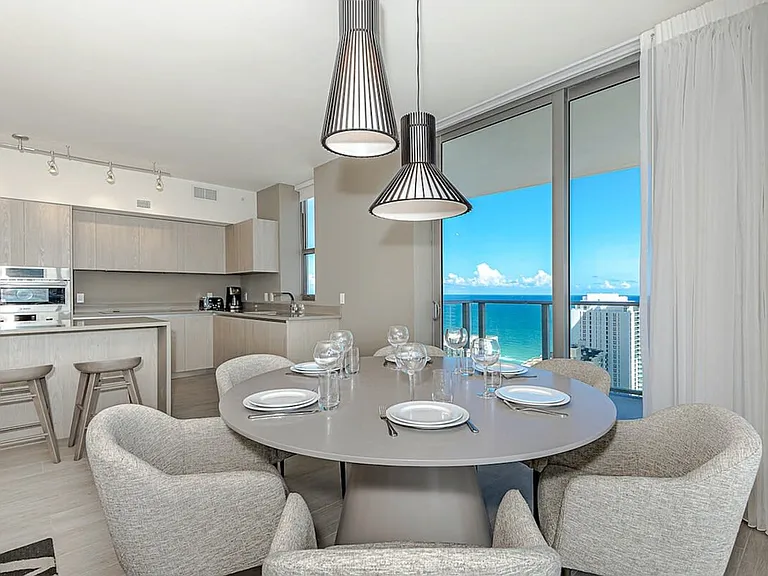 4010 S Ocean Dr #ID1227247P — Photo 4