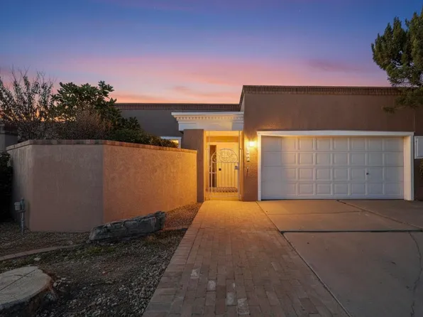 3019 Colonnade Ct NW, Albuquerque, NM 87107