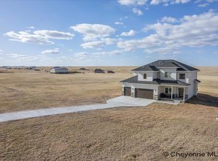1472 Scenic Ridge Dr, Cheyenne, WY 82009