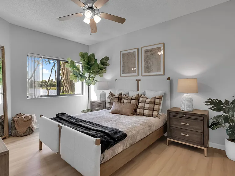 Marela Apartments — Photo 19