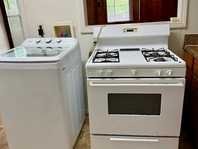 207 S Hays Ave — Photo 10