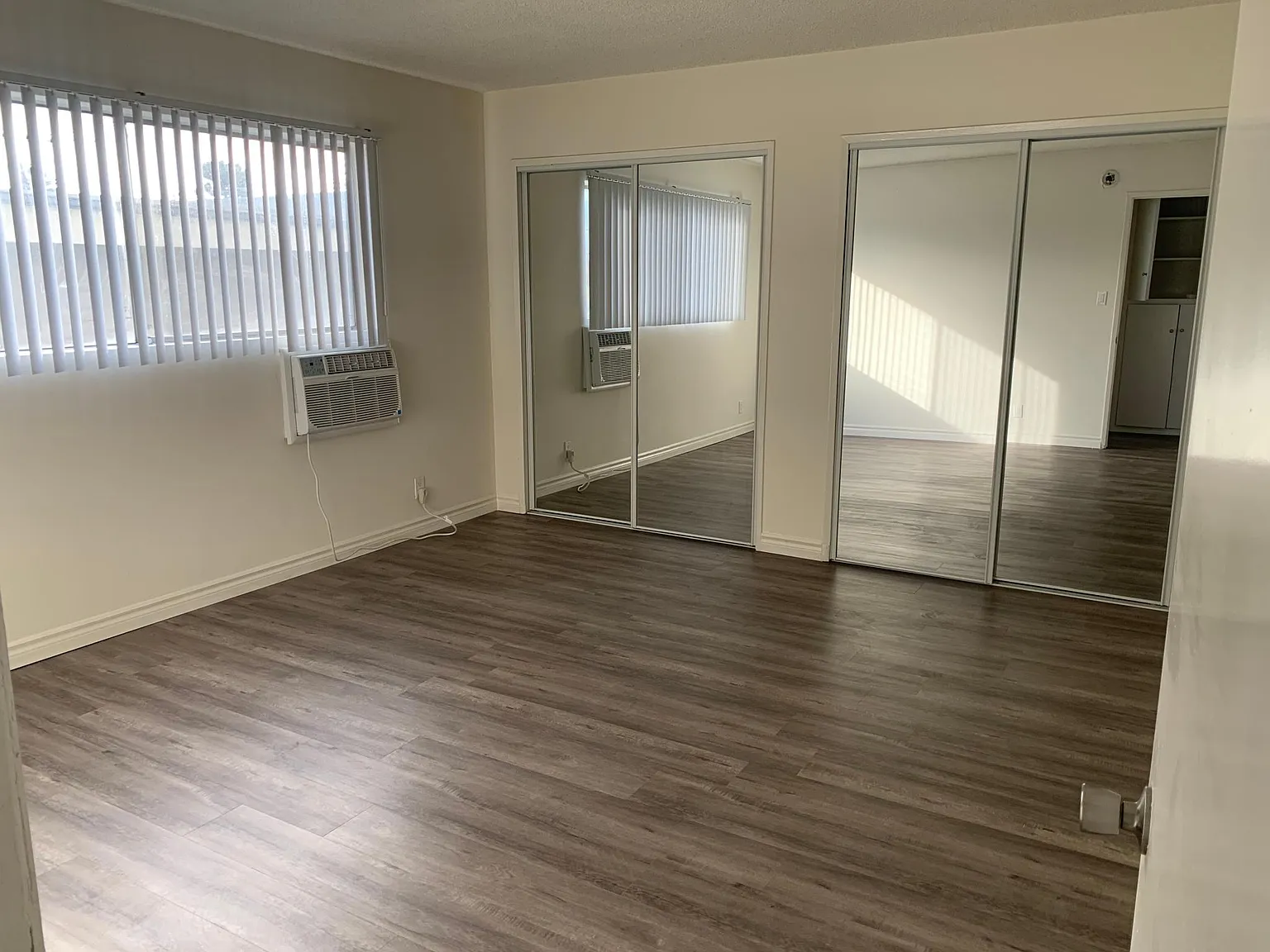1 bed, 750 sqft, $1,875 — Photo 4