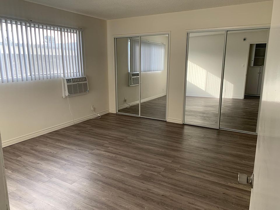 Large bedroom