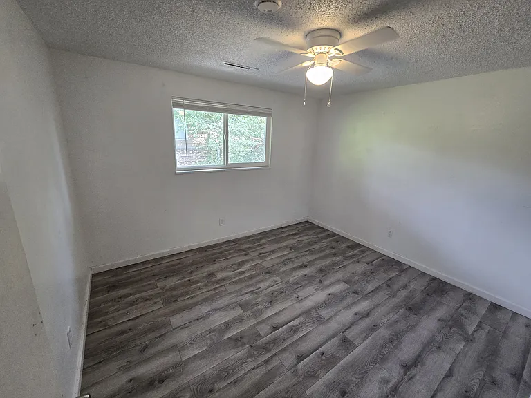 1723 Duchess Dr #3 — Photo 6