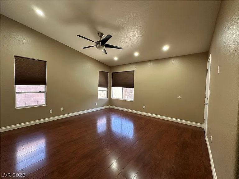 1515 Emerald Peak Ave — Photo 8