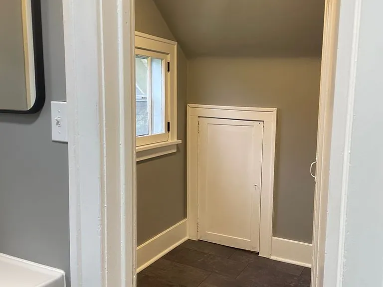 2852 Waters Rd — Photo 26