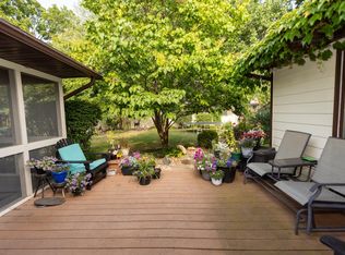 535 Locust St, Chaska, MN 55318