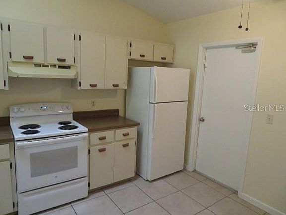 4th image of 969 Wildflower Way