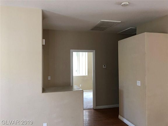 4th image of 7931 Teal Harbor Ave