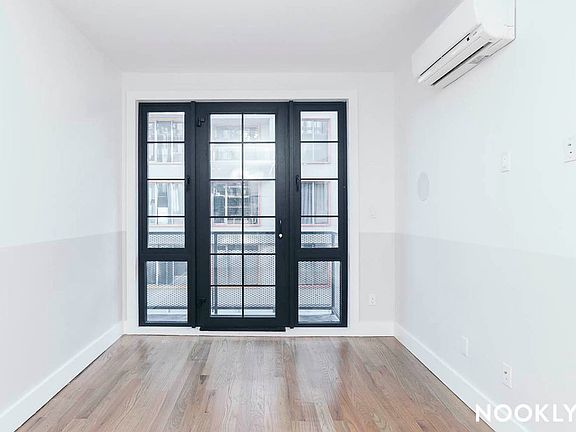 4th image of 115 Stanwix St #741