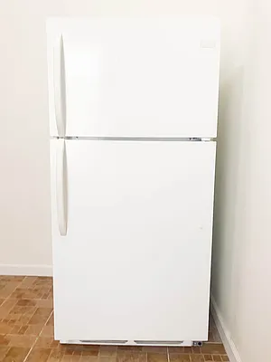 Rented by RealTegrity NY LLC | media 19