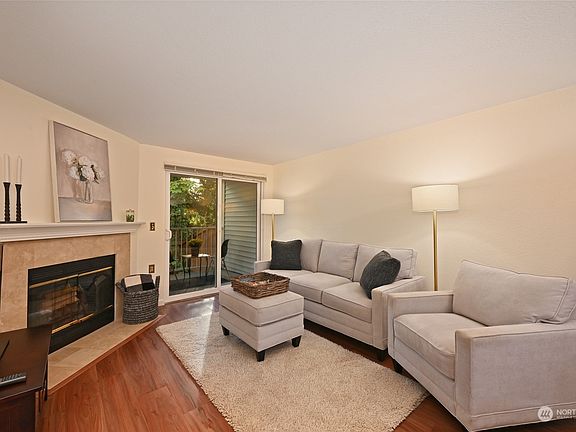 2nd image of 12670 NE 10th Place #A 103