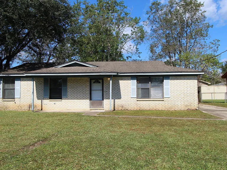 8224 Tempest Dr — Photo 1
