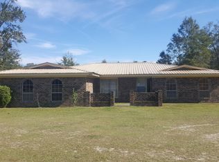 2777 Bonnett Pond Rd, Chipley, FL 32428