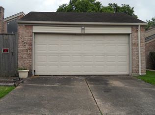 11511 Sands Point Dr, Houston, TX 77072