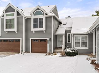 2505 82nd St, Urbandale, IA 50322