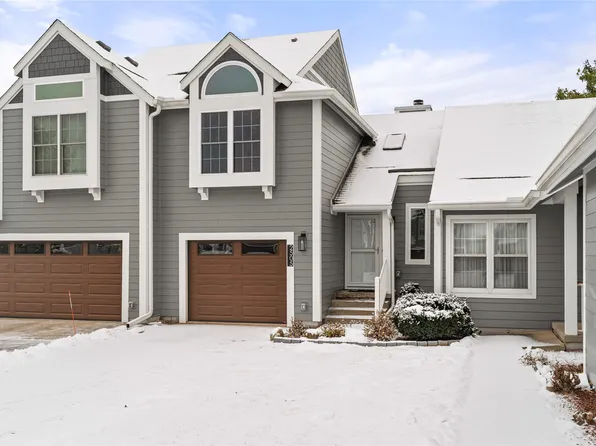 2505 82nd St, Urbandale, IA 50322