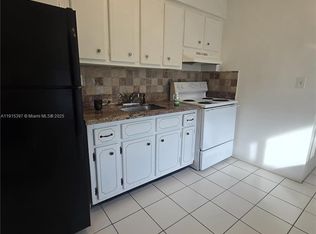 1400 N 17th Ave APT 17, Hollywood, FL 33020